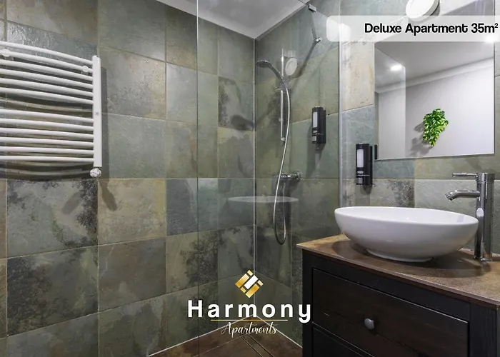 Harmony Elegant Old Town Апартаменты *